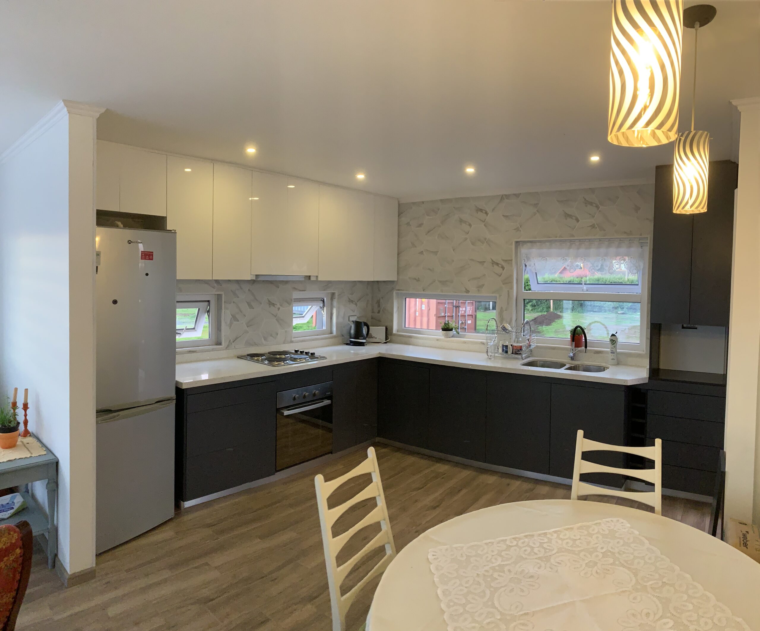 Muebles a medida en Santiago para cocinas closets y logias